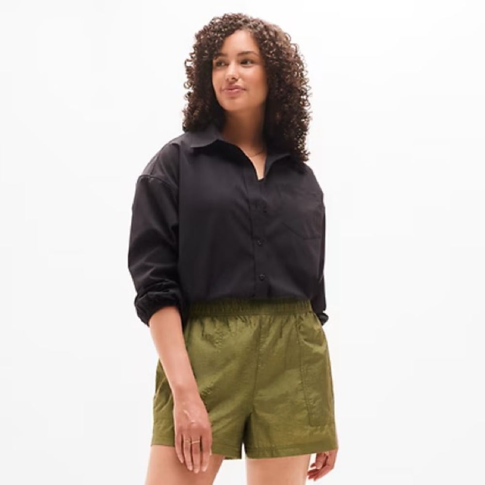 Athleta Lunar Sheen Utility High Rise Shorts – Size XL 🌙